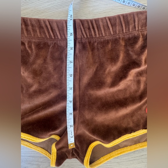 Stoned Immaculate Brown Yellow Gym Shorts Size XS Retro - Picture 6 of 8